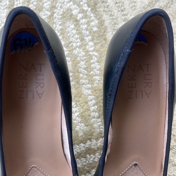 Naturalizer Pumps - Picture 6 of 6